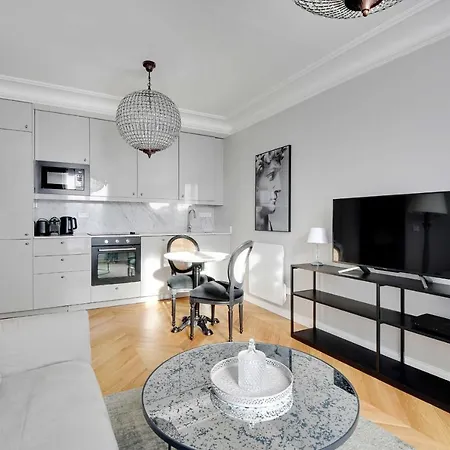 Charming Apartment- 1br4p- Place Victor Hugo 아파트 *